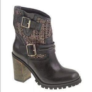 Chinese Laundry Leafy Block Heel Ankle Booties NIB